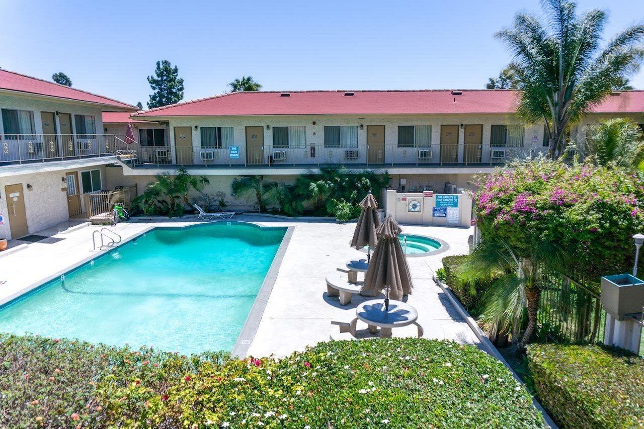 California Suites Hotel San Diego Extérieur photo