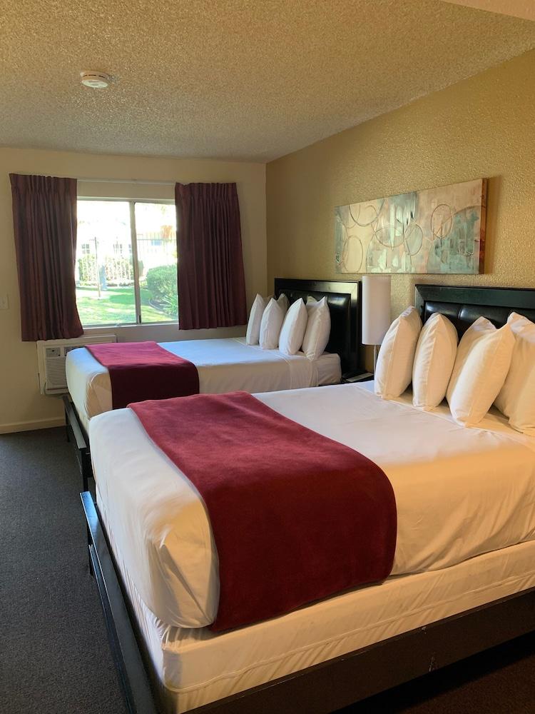 California Suites Hotel San Diego Extérieur photo