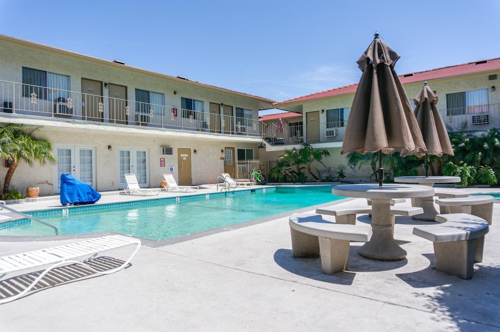 California Suites Hotel San Diego Extérieur photo